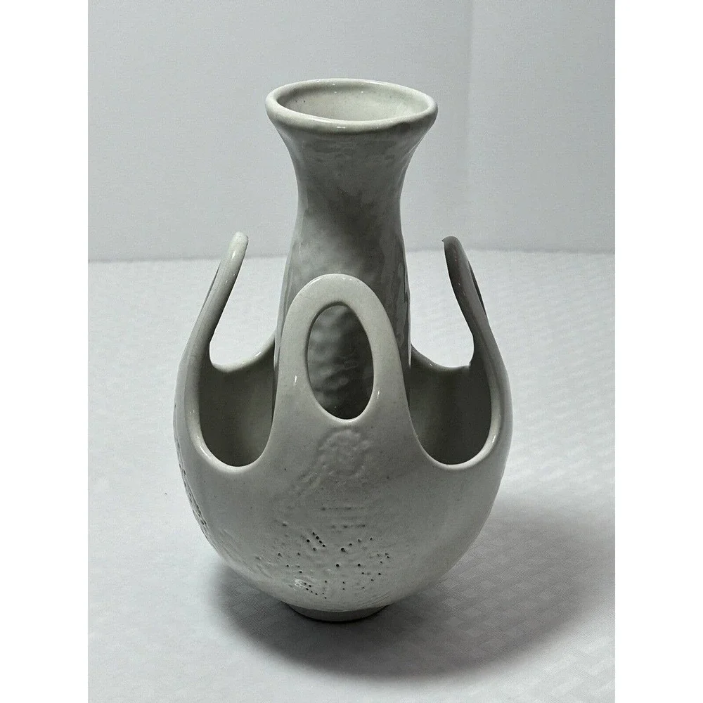 Off White Artisan Ceramic‎ Vase - Handmade Art Pottery